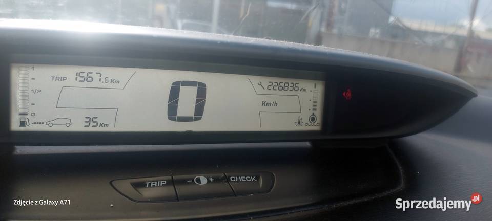 Citroen C4 2005r 14 90 LPG StanKlimaNa dojazdy nieuszkodzony Samochody osobowe Wałcz sprzedam