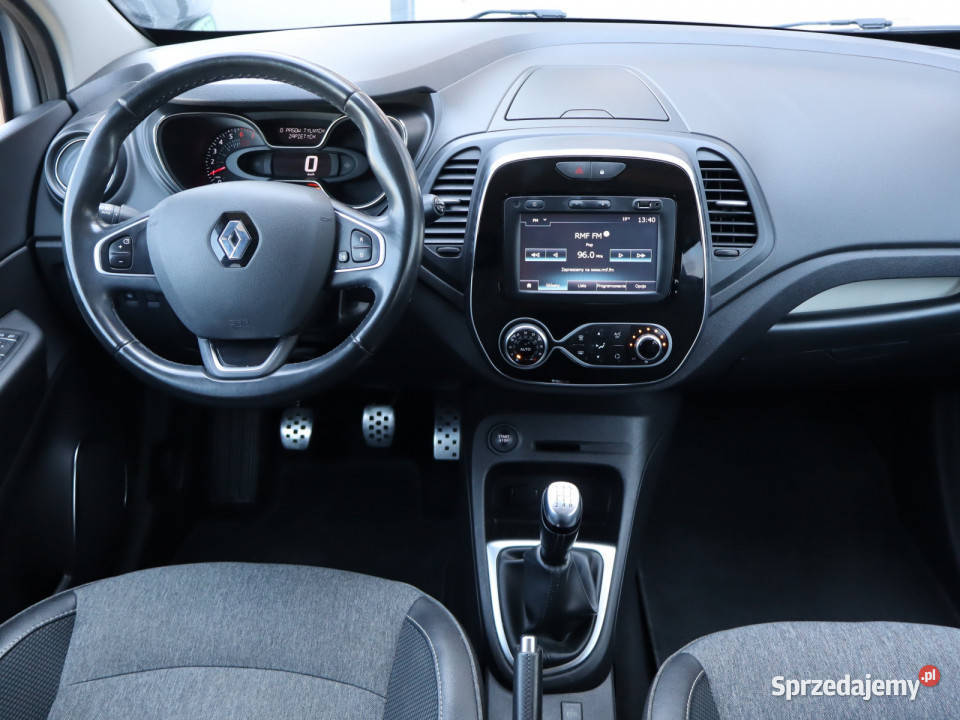 Renault Captur 09 TCe Rok produkcji 2018 Katowice