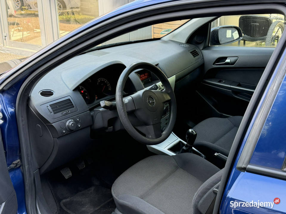 Opel Astra Częstochowa