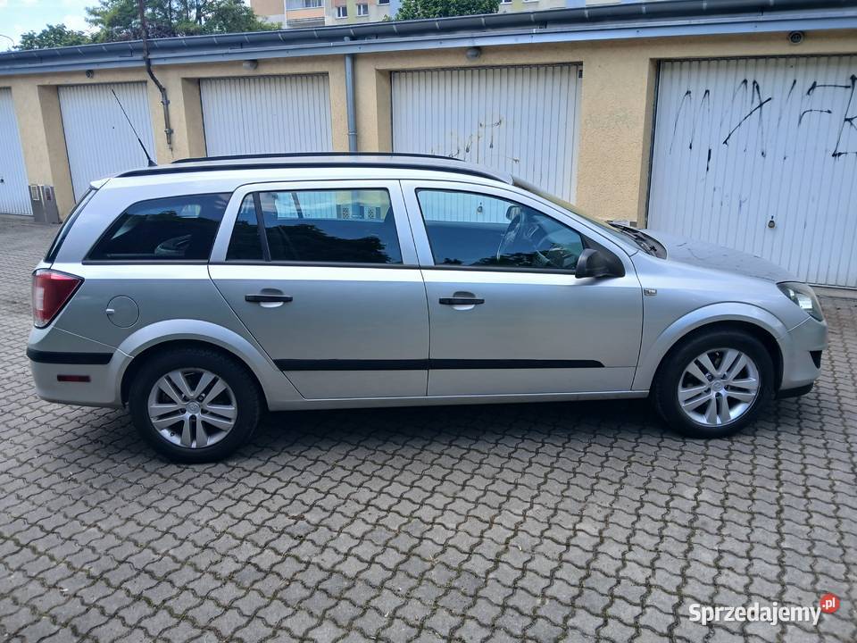 Opel astra 14gaz klima dziala zamiana na tanszy nieuszkodzony Bydgoszcz