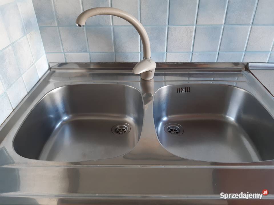 Meble kuchenne z witryną