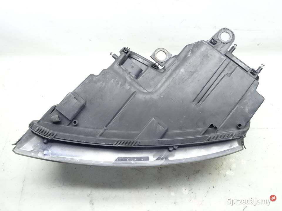 AUDI A8 D3 LAMPA PRZOD PRZEDNIA XENON PRAWA wielkopolskie Przemęt