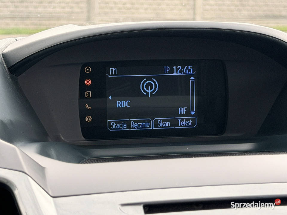 Ford C 10i 100 PDCTempomatPodFoteleHakAluSerwis bluetooth Węgrów