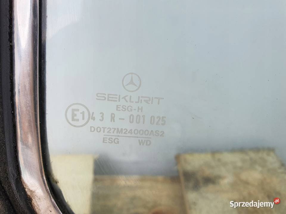 Mercedes W126 C126 SEC COUPE SZYBA LEWY TYŁ Rudka