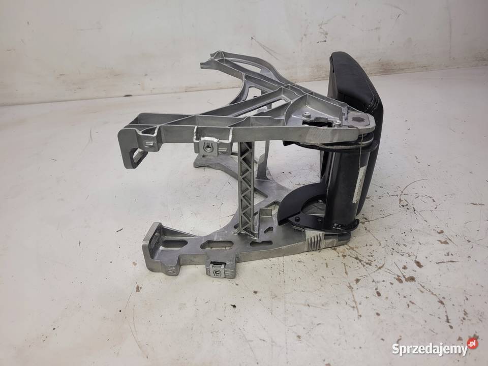 PODŁOKIETNIK PRZÓD AUDI A4 B9 8W0864283A SKÓRA Przystajń