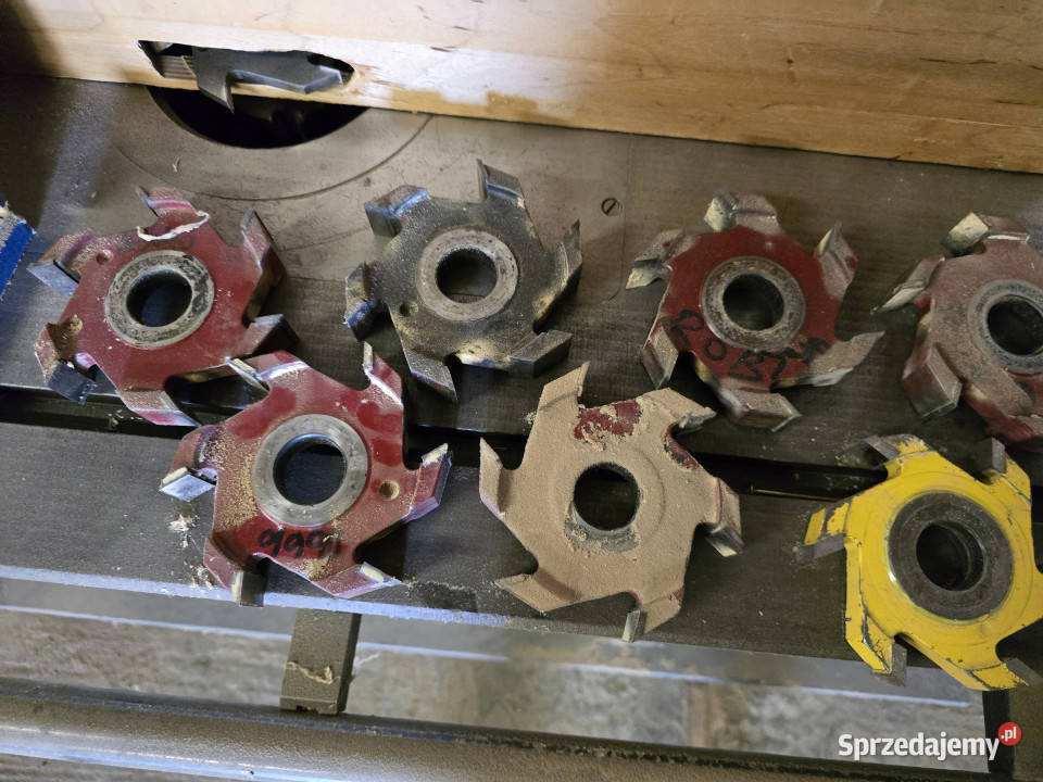 Frezarka dolnowrzecionowa JAROMA DFCA z wózkiem warmińsko-mazurskie Gronowo Górne