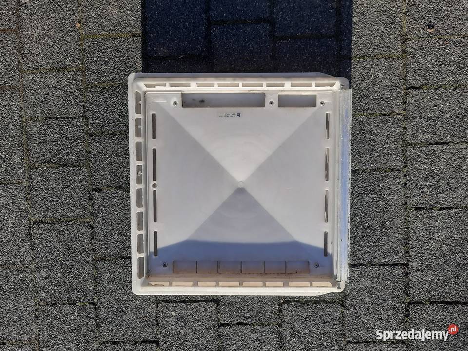 Szyberdach z wentylatorem 12V do przyczepy Pozostałe dolnośląskie Skokowa