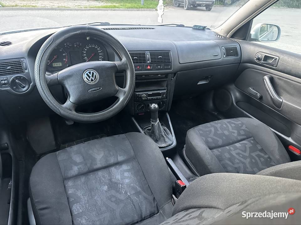 Golf 4 16 benzyna Zdrowa buda Opłaty długo Morąg