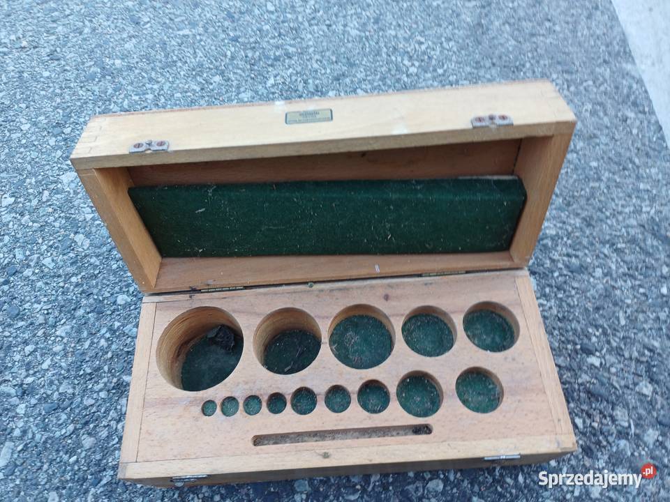 Retro skrzynka drewniana na odwazniki Lubań