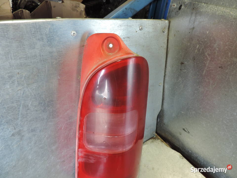LAMPA PRAWY TYŁ RENAULT MASTER II Nowy Sącz
