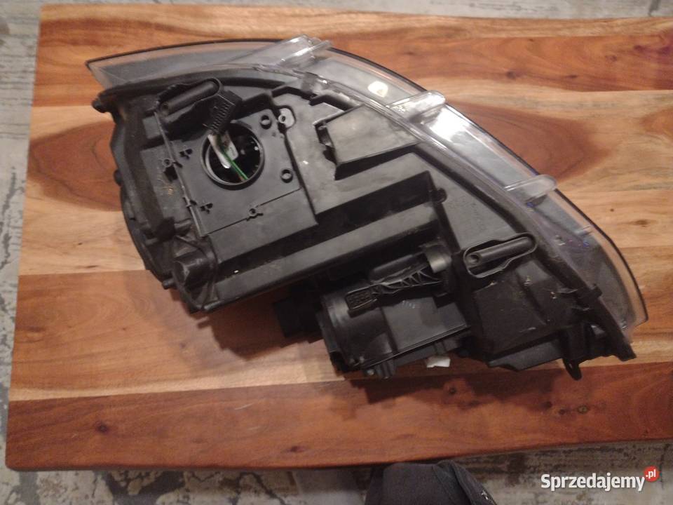 VW T5 prawa lampa xenon LED 7E5 941 016 11S Lampy przednie Radom sprzedam