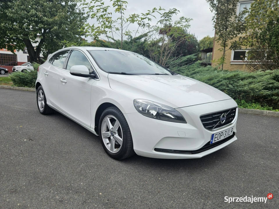 Volvo V40 100 Fabryczny Lakier Momentum gniazdo USB Opoczno