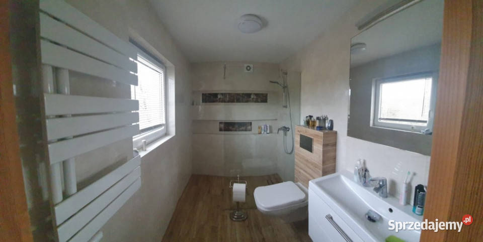 Sprzedam dom Sitno kolo Borowa Liczba pokoi 4 Sprzedaż sprzedam