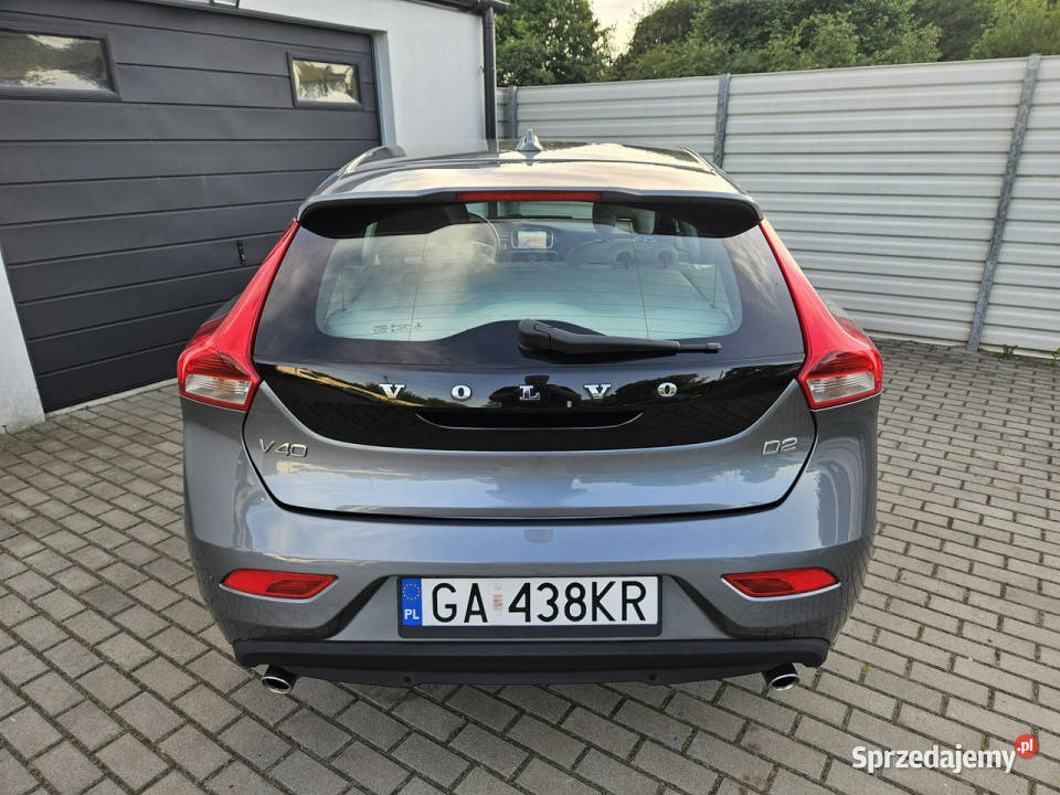 Volvo V40 20 120 2019r LED super wnętrze NAVI światła przeciwmgielne Gdynia