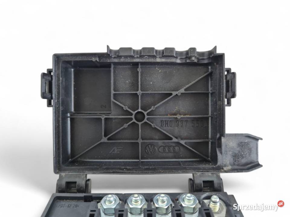 SKRZYNKA BEZPIECZNIKÓW MOSTEK AUDI TT 18 T świętokrzyskie Działoszyce