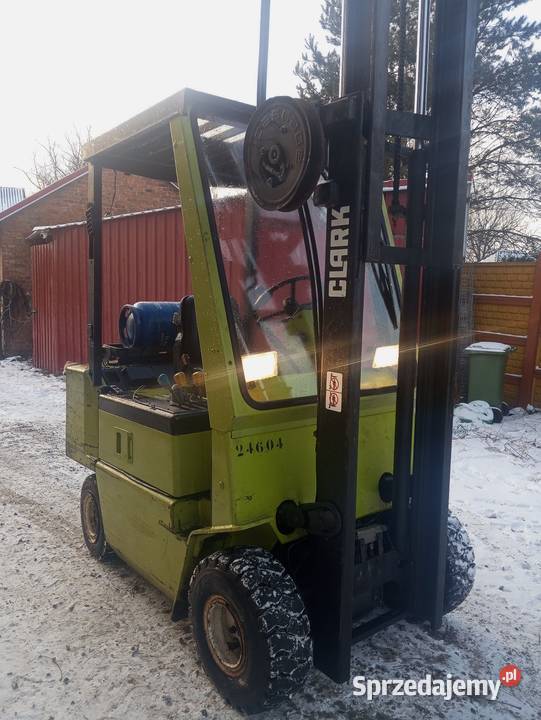 Wózek widłowy Clark GPM 20 Triplex Huta Józefów sprzedam