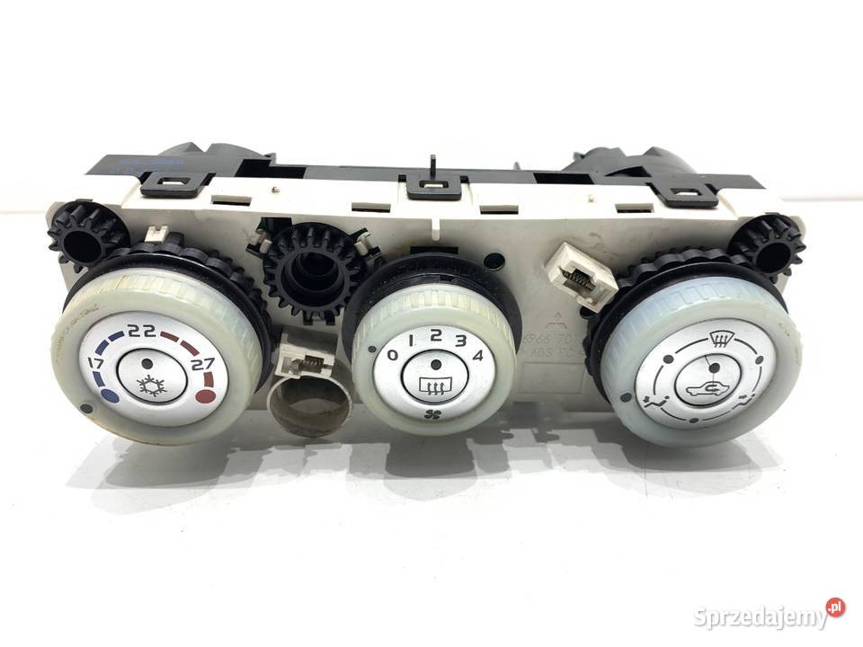 PANEL STEROWANIA NAWIEWU MITSUBISHI COLT VI sprzedam