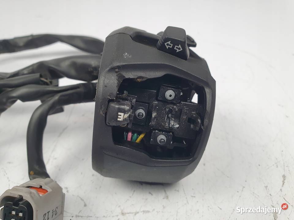 LEWY PRZEŁĄCZNIK WŁĄCZNIK Suzuki GSX8S 2023 Motoryzacja Chełm