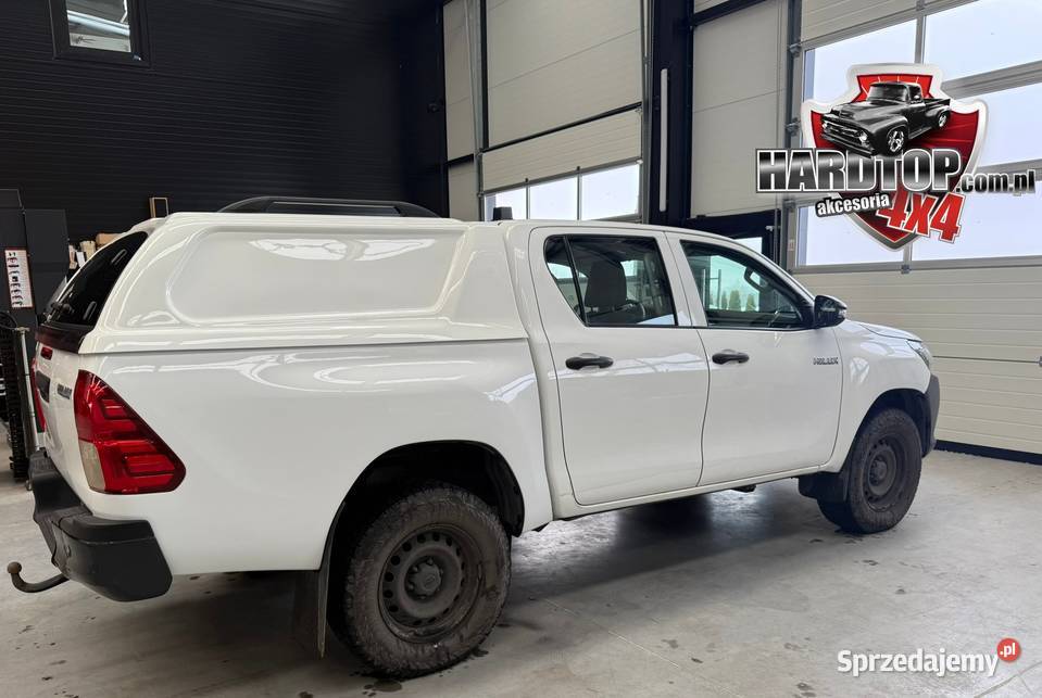 Zabudowa Paki TOYOTA HILUX 2015 4x4 Bez szyb warmińsko-mazurskie