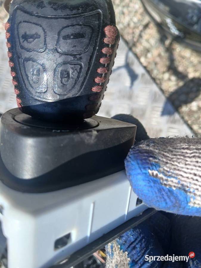 Stacyjka Kluczyk 12801010 11173900 Saab 93 93 II małopolskie Radłów