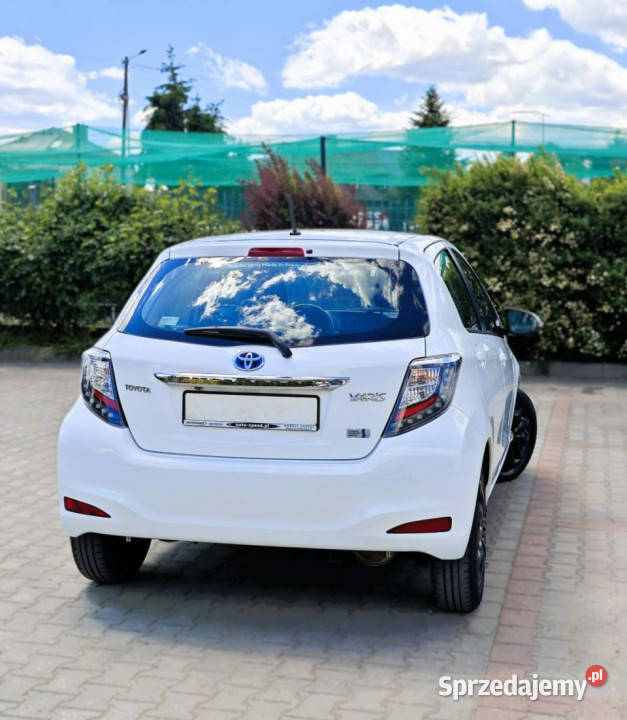 Toyota Yaris Hybryda Kamera A U T O M A T III komputer pokładowy Nowy Sącz