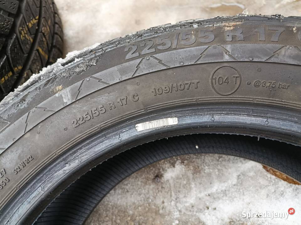 Opony zimowe Continental VancoWinter 2 22555 R17 Złotoryja sprzedam