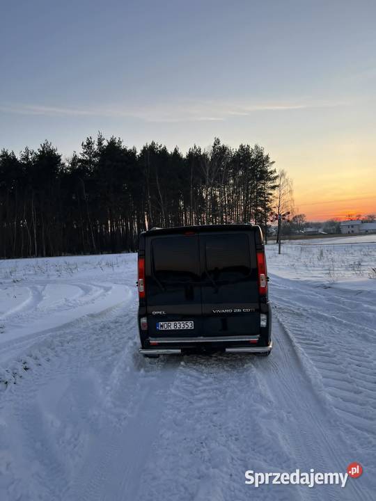 Opel Vivaro Opel Vivaro 25CDTI 150 2010r 6Osób Samochody dostawcze Ostrów Mazowiecka