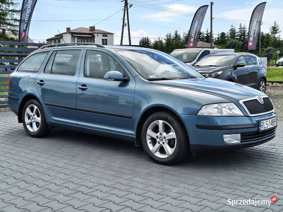 Skoda Octavia 16MPI BENZYNA Zarejestrowana Kombi Zarszyn