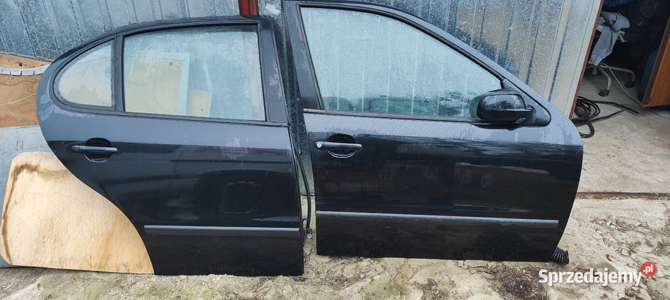 Seat Leon Toledo drzwi 4x czarne Zwoleń