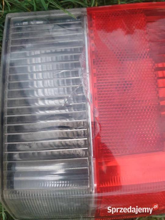 Lampa tylna prawa dolna Volvo v70 II 0004 małopolskie Kraków