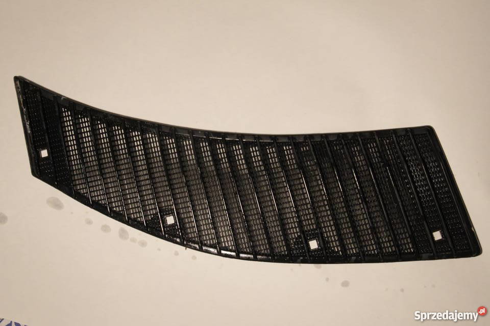 Mercedes W123 kratka podszybia prawa Gdańsk