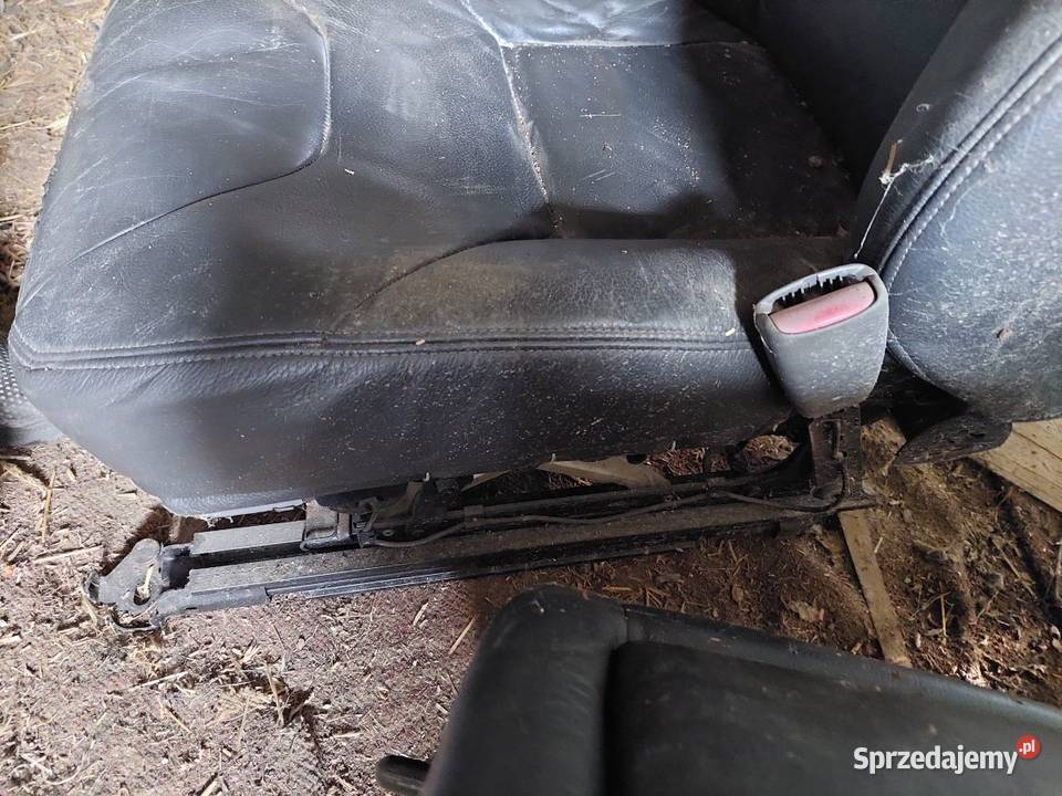 VOLVO V70 komplet foteli przód tył czarna skóra osobowe Kielce