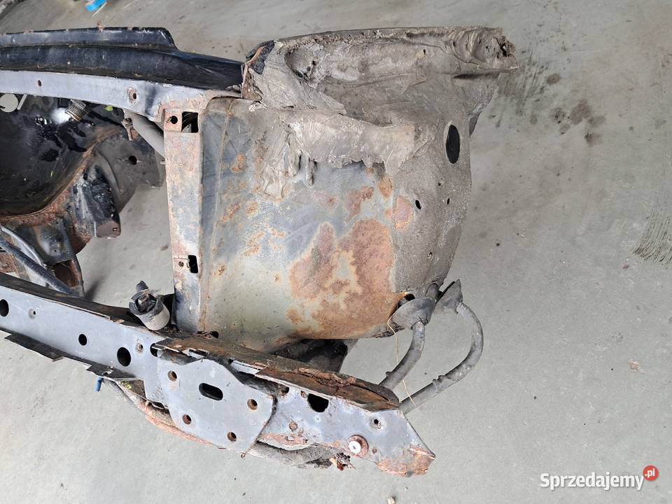 PAS PRZEDNI MERCEDES 107 SL SLC 1076200372 części blacharskie Cieszyn