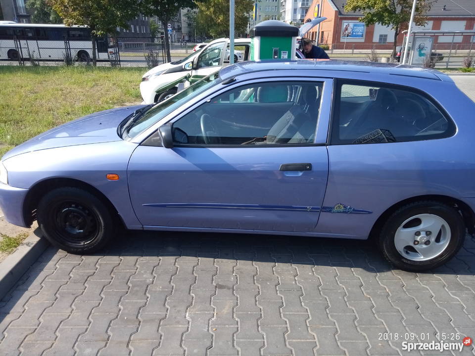 Мицубиси кольт 1998