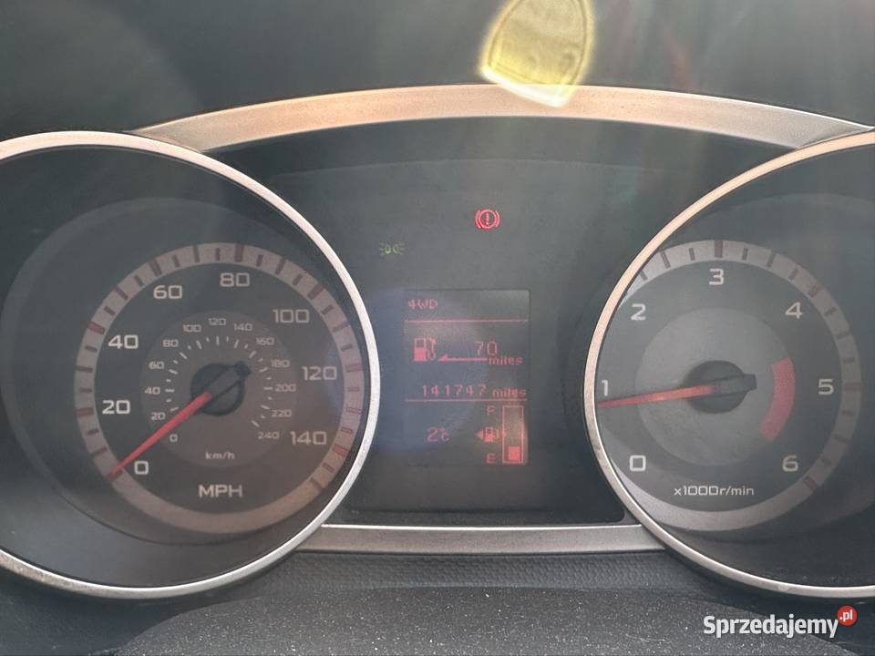 Sprzedam Mitsubishi Outlander 20 DiD 2007r autoalarm Outlander Majdan Królewski