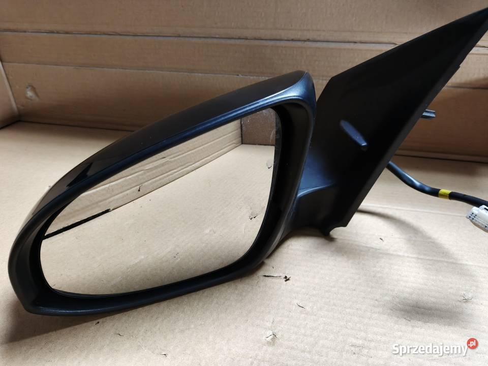 Auris 2 lusterko lewe Buczek