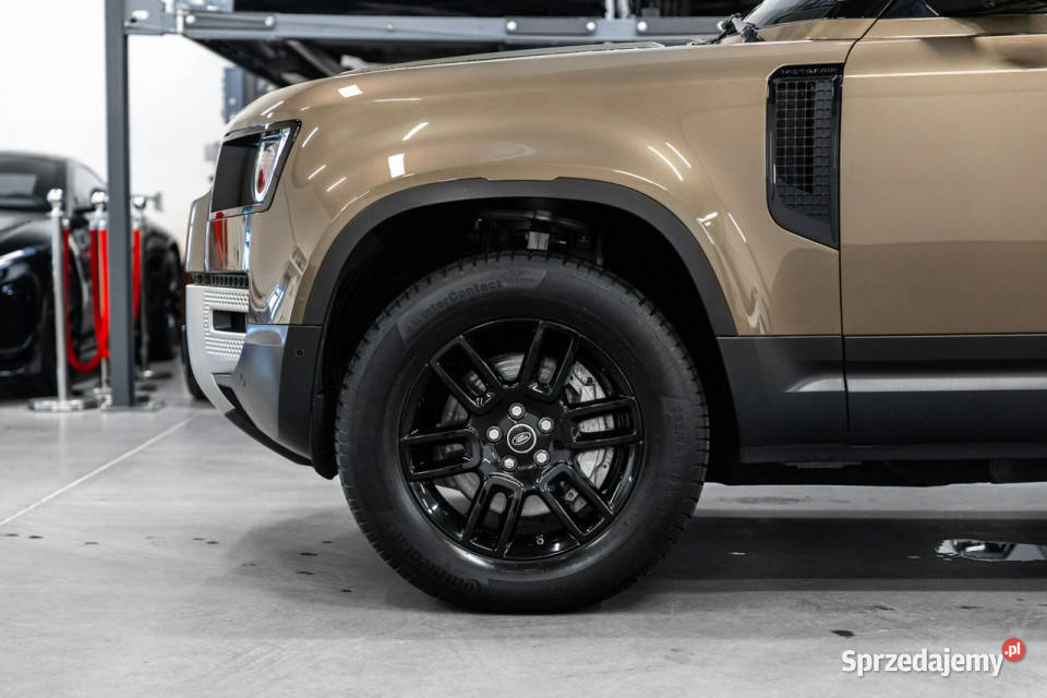 Land Rover Defender First Edition 110 30 P400 Węgrzce