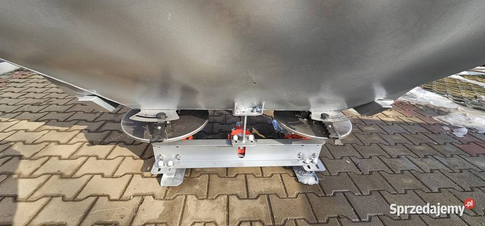 Zapomnij o rdzy Rozsiewacz DEMAROL 800L1200L w Piotrków Trybunalski sprzedam