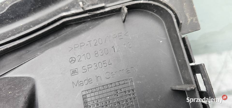 Podszybie prawy przód mercedes w210 2108301213 osobowe wielkopolskie Zbąszyń