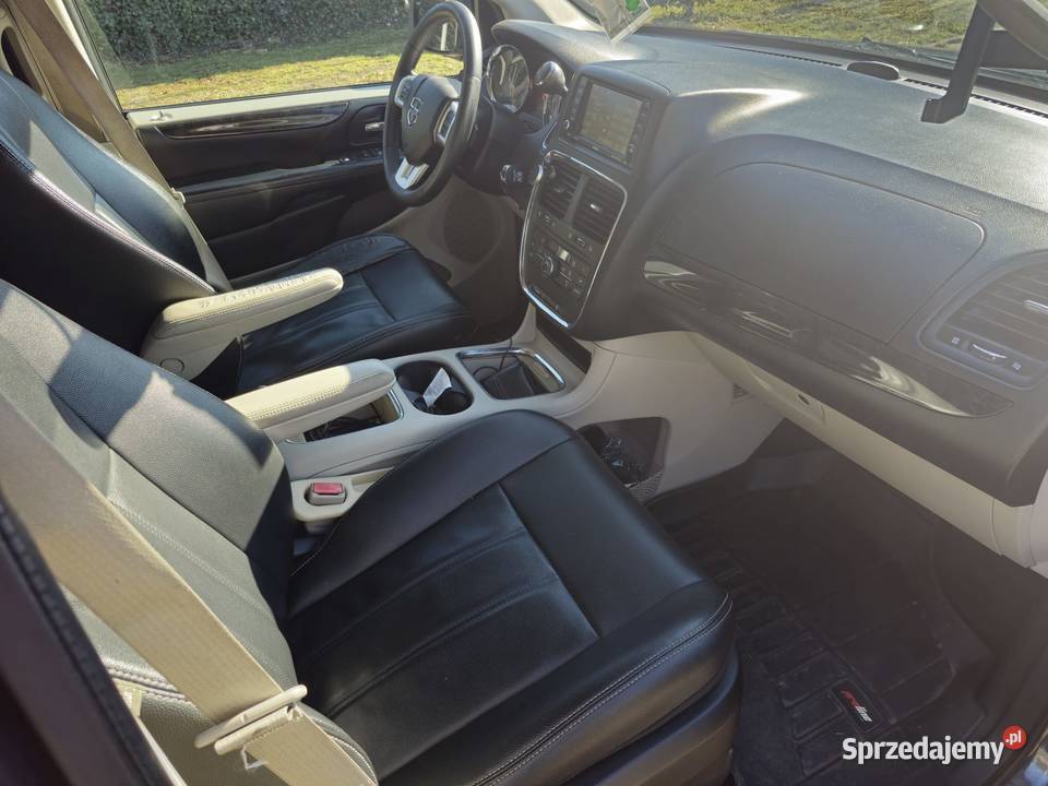 Dodge grand caravan 36 v6 2014r el drzwi klapa Wrocław sprzedam