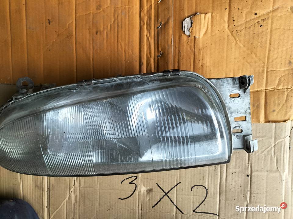 FORD FIESTA MK4 MK 4 LAMPA PRZÓD PRZEDNIA PRAWA Oświetlenie Kamień-Kolonia