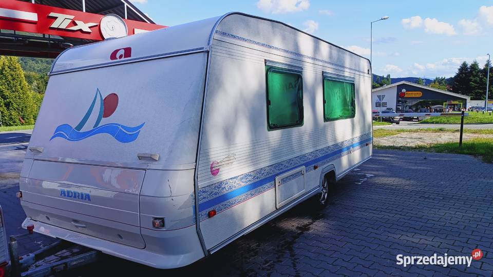 przyczepa kempingowa łóżka piętrowe campingowa Międzybrodzie Bialskie