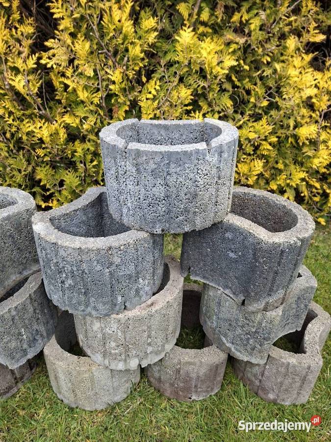 Gazon betonowy Półksiężyc 20x35 donica ogrodowa Donice Małkinia Górna