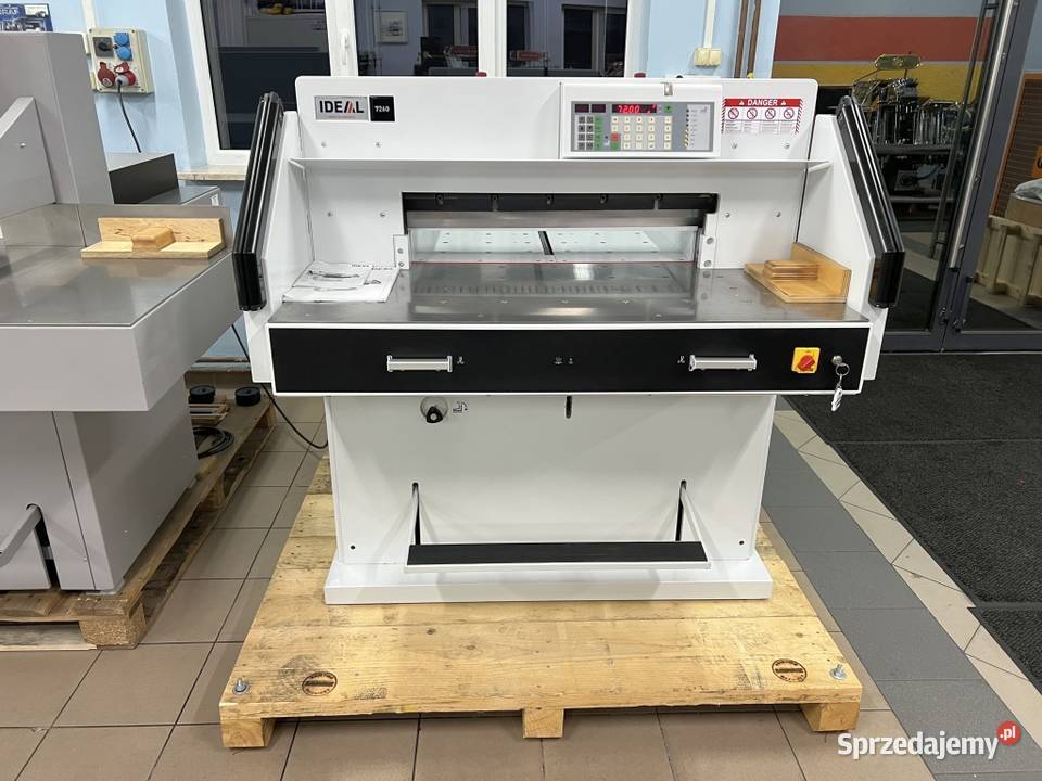 Gilotyna do papieru Ideal 7260 hydrauliczna Radom