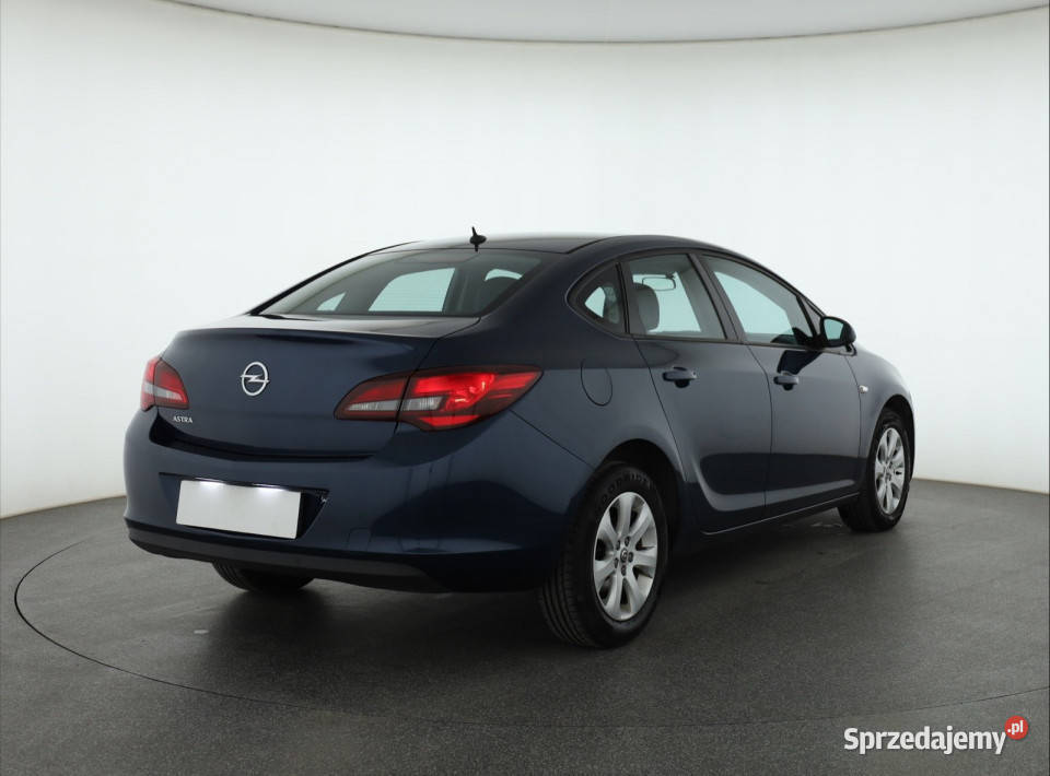 Opel Astra 16 16V światła przeciwmgielne sprzedam