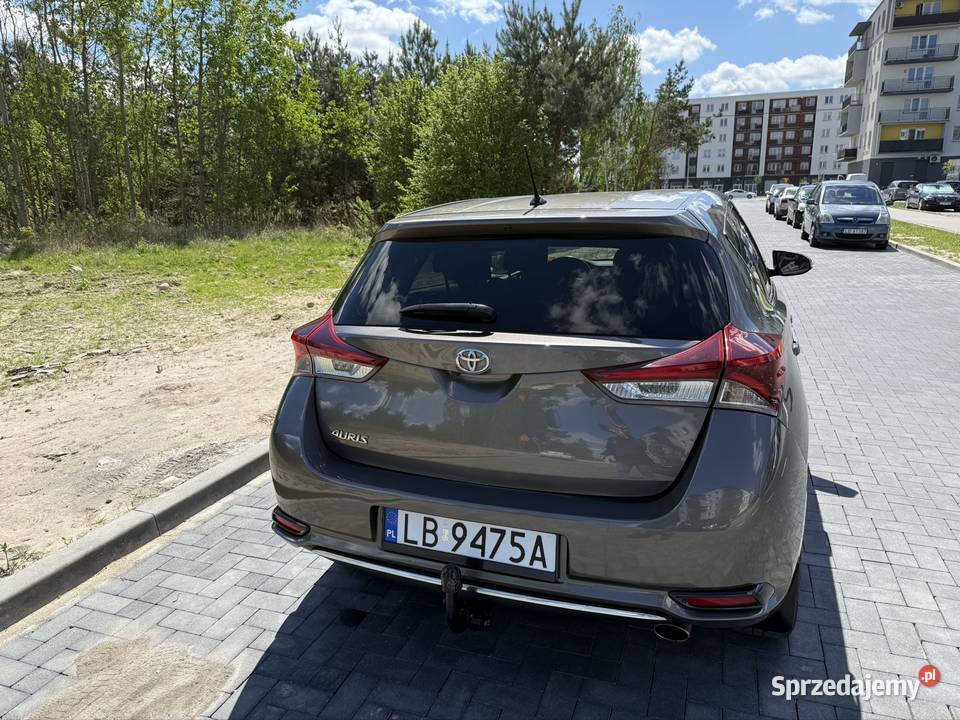 Toyota Auris 12 turbo przebieg 47 benzyna