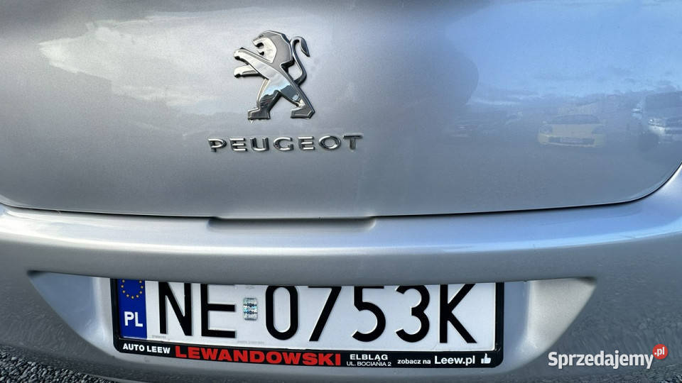 Peugeot 301 Benzyna Salon Polska Zarejestrowany Rok produkcji 2014 301