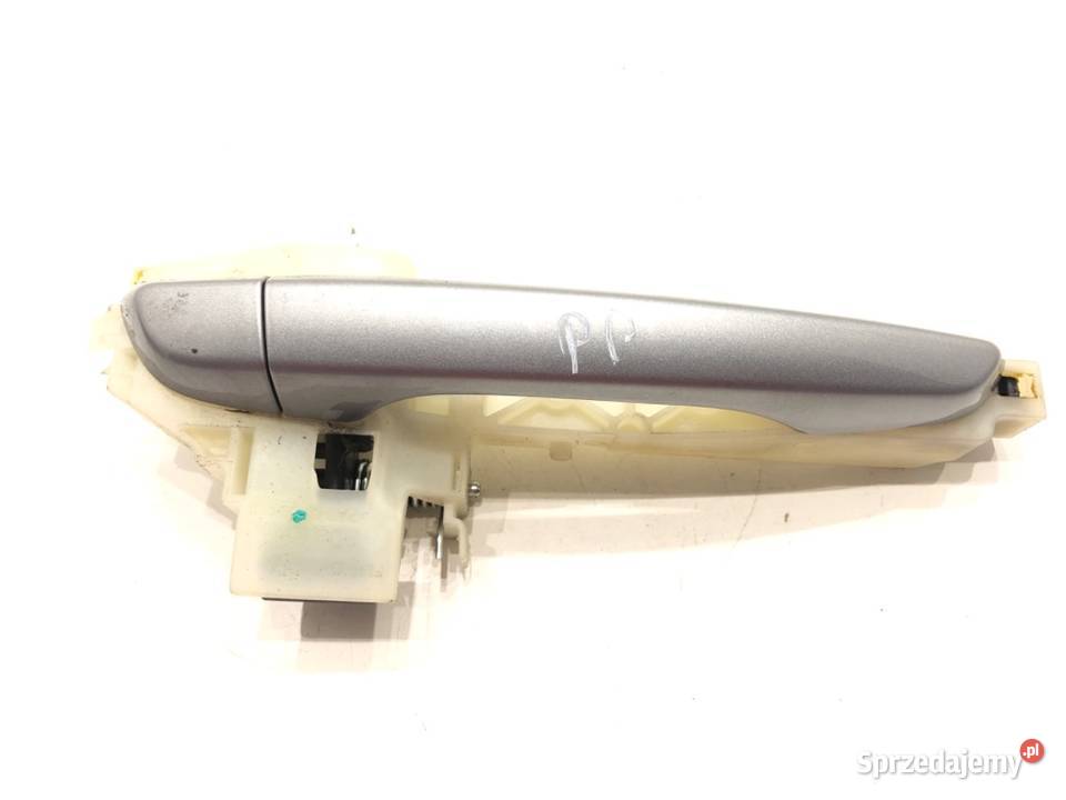 KLAMKA ZEWNĘTRZNA PRAWY PRZÓD HYUNDAI i30 Kombi osobowe