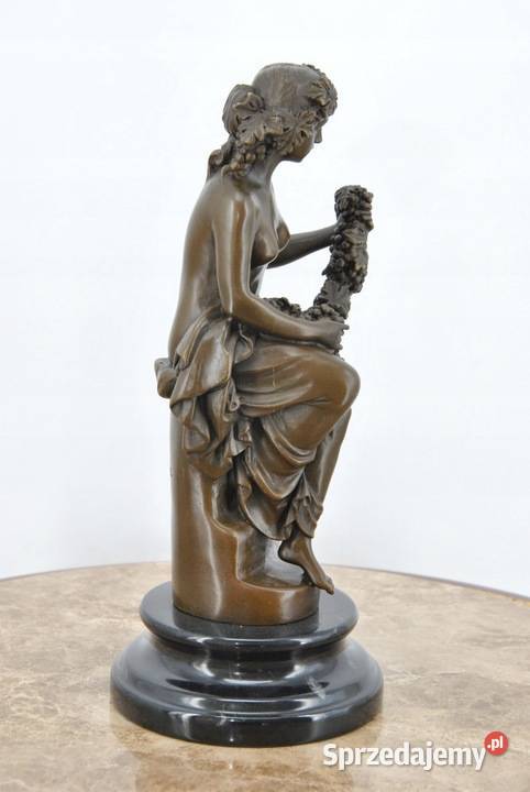 Kobieta z Winogronem Winogrono Figura Rzeźba z małopolskie Kraków