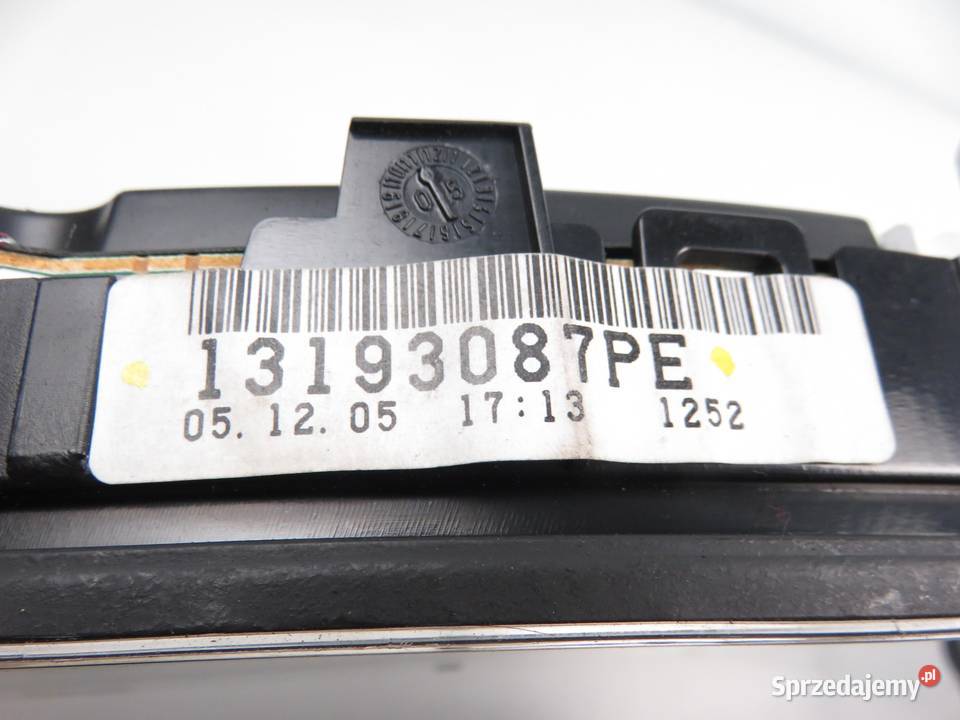 LICZNIK OPEL VECTRA C 19 CDTI 13193087PE